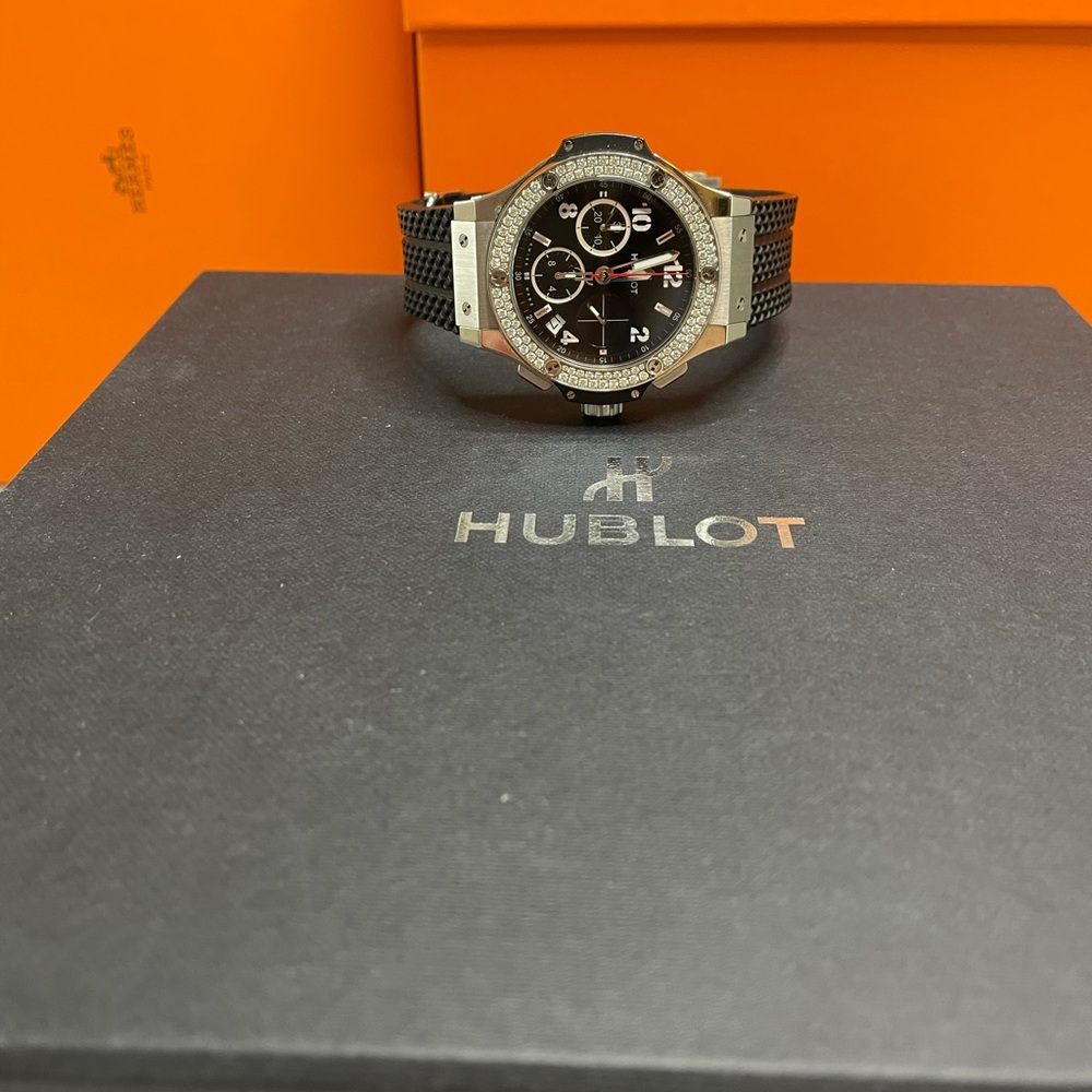 Hublot Big Bang Steel Diamonds 41 mm